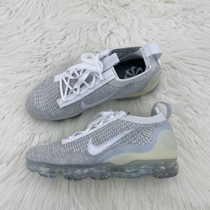 Women's Nike Air VaporMax 2021 Flyknit Sneakers
